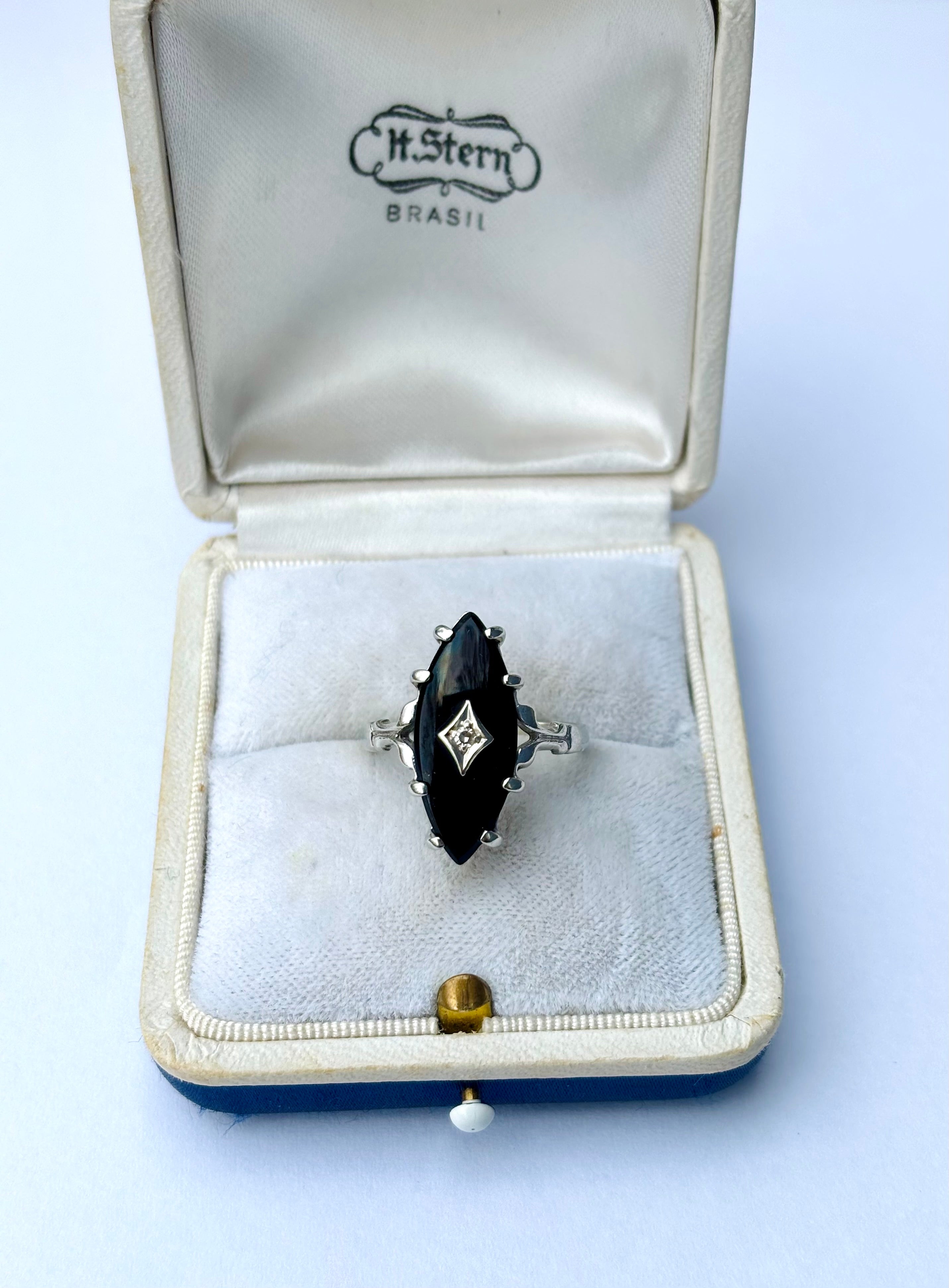 10k White Gold Onyx & Diamond Ring